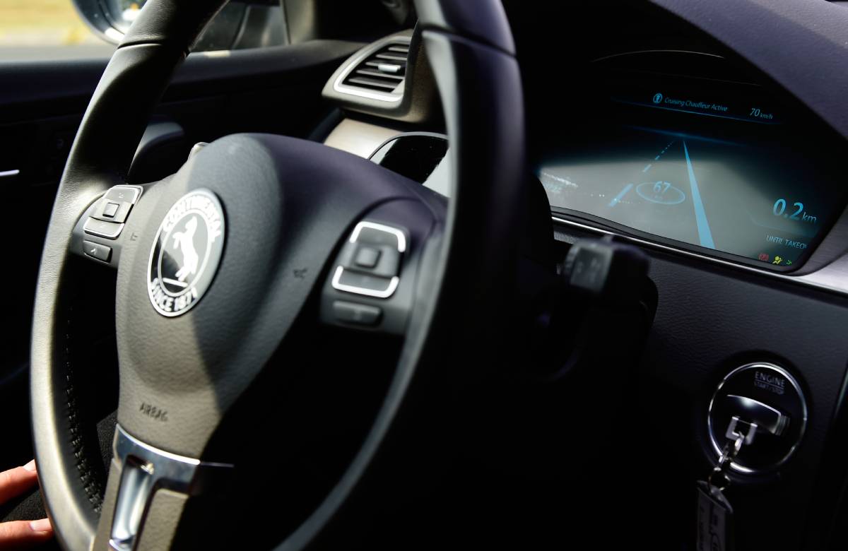 Новая система полуавтономного вождения Xpeng бросает вызов Tesla