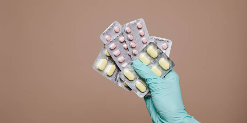 Конгресс США обвинил производителей лекарств в завышении цен