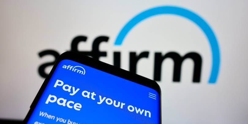 Финтех Affirm повысил прогнозы после отсрочки продажи облигаций