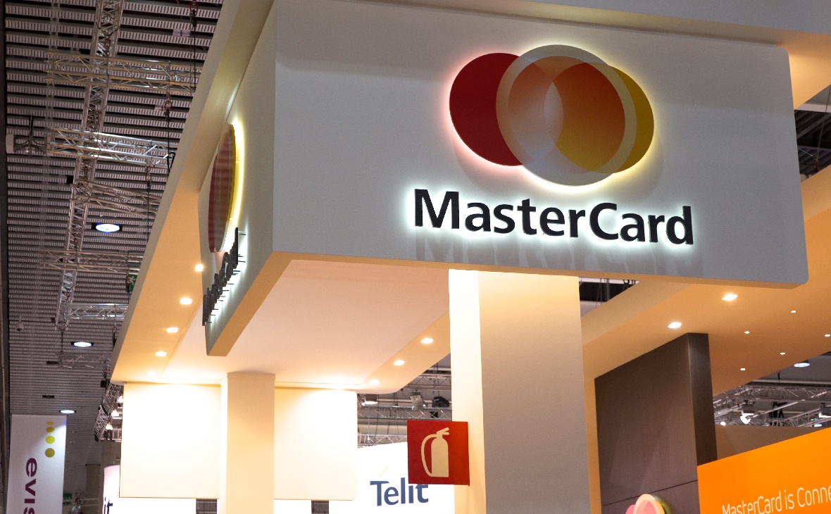 Платежи по картам Mastercard достигли $5,9 трлн. Акции пошли вверх
