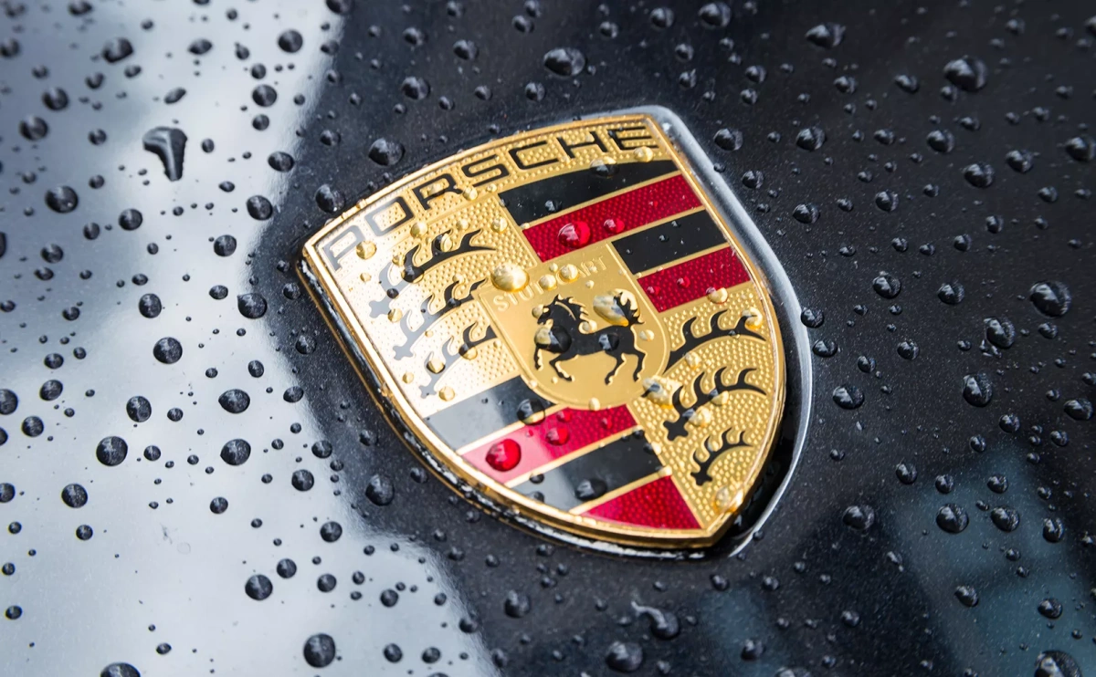 Porsche разместит 911 млн акций в ходе IPO в честь самого известного авто