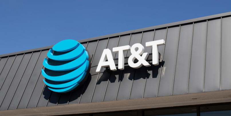 AT&T сократила дивиденды после слияния «дочки» WarnerMedia и Discovery