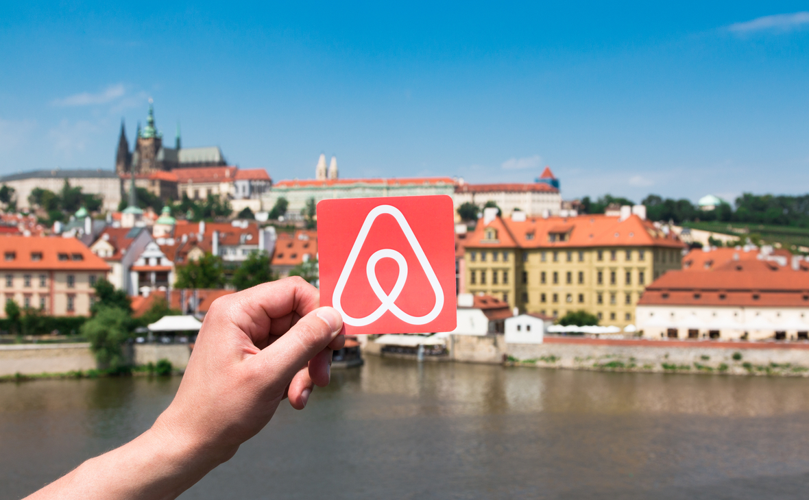 Airbnb подаст заявку на IPO в августе. Ранее этому помешал COVID