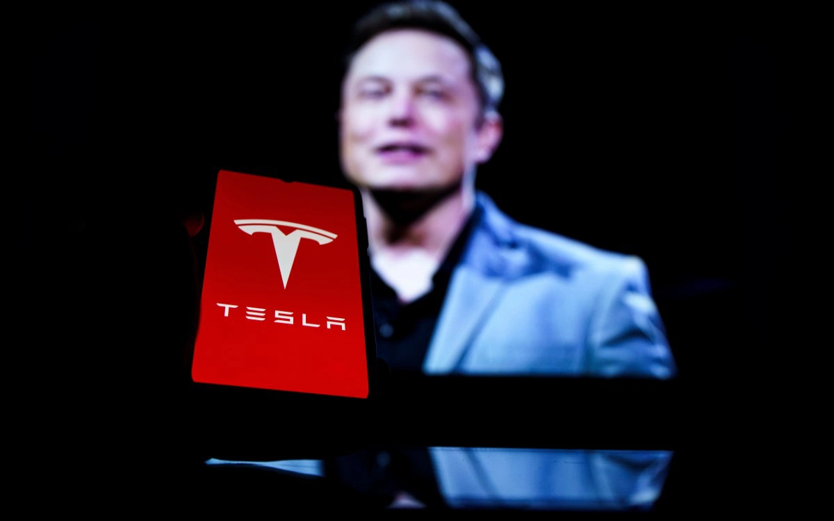 Акции Tesla прибавили 7% после поста Маска о рекордном бонусе на $56 млрд