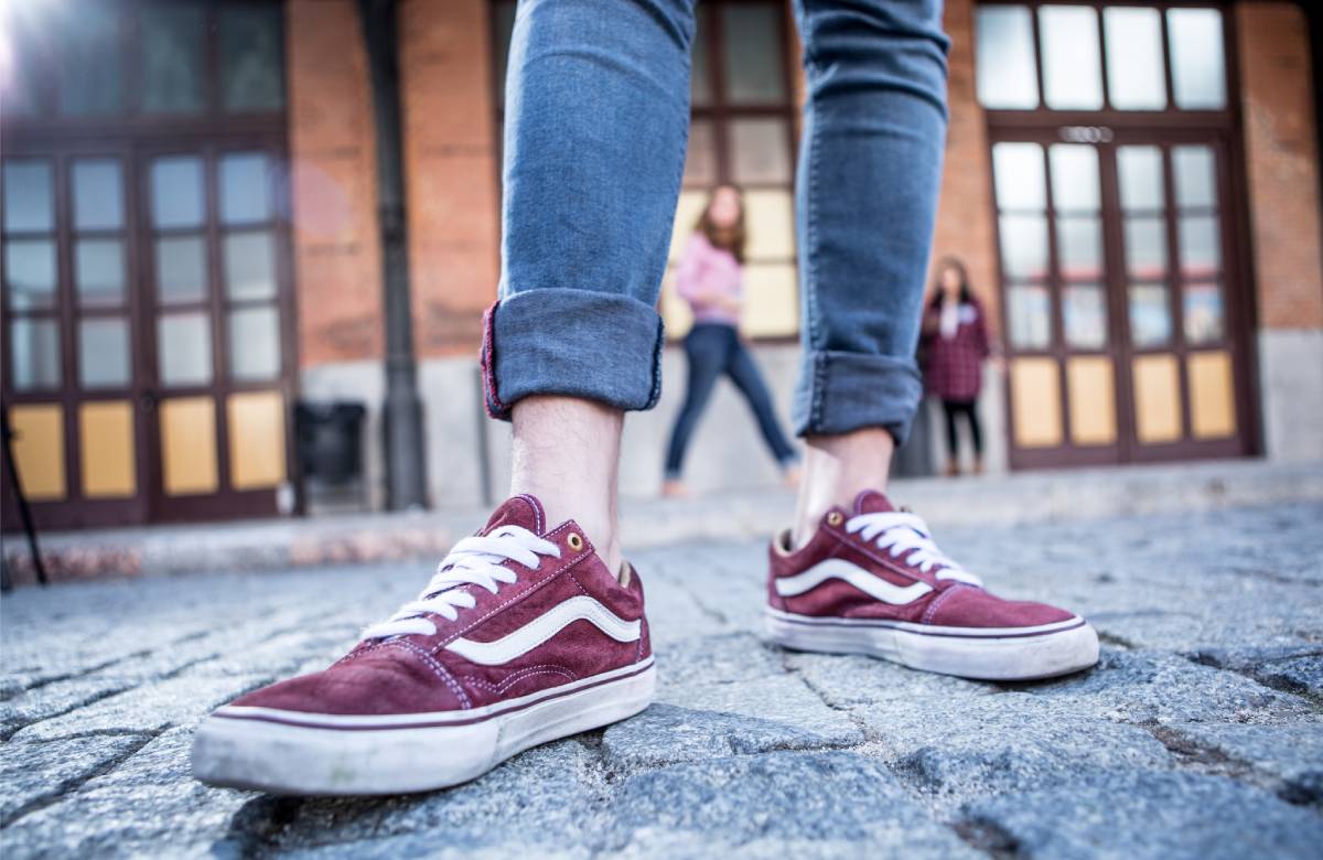 Магазины бренда Vans приостановят работу в России с 14 марта