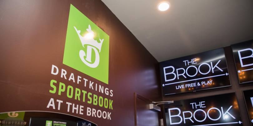 Акции DraftKings выросли на 3% на фоне партнерства с НХЛ
