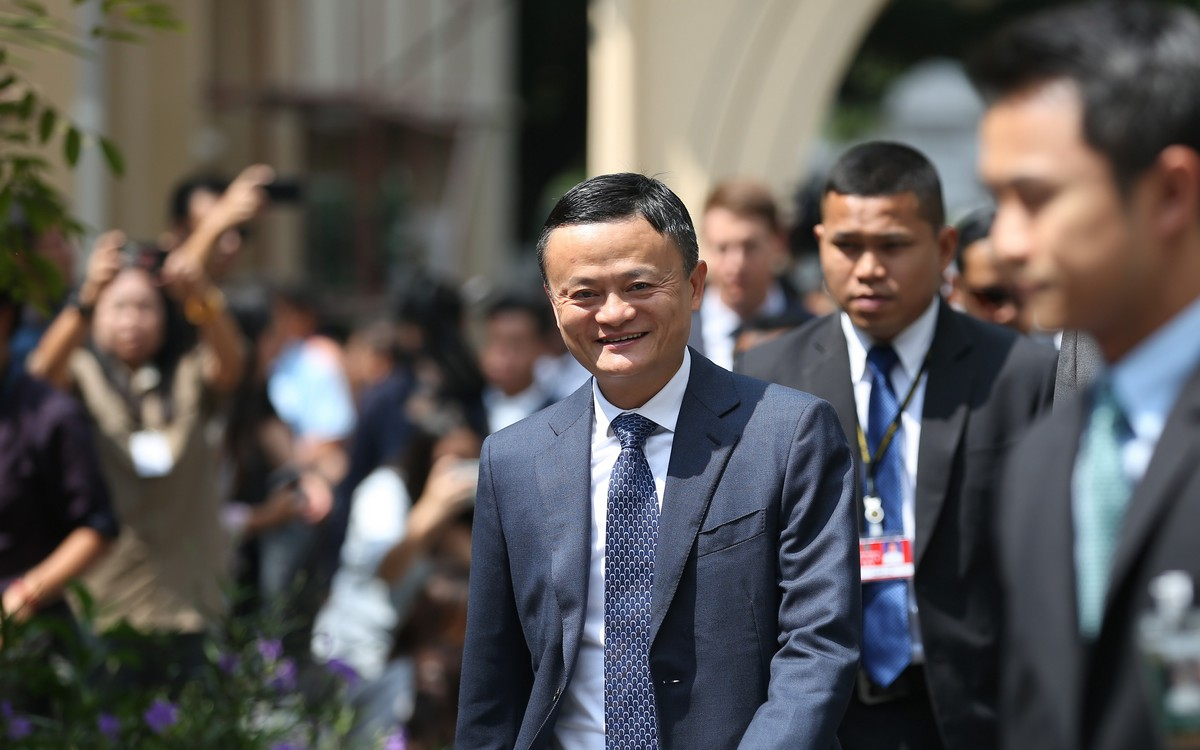 Alibaba установила рекорд по потере капитализации — $344,4 млрд за год