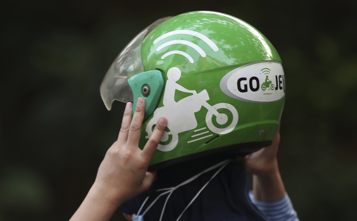 Индонезийская Gojek хочет начать производство двухколесных электрокаров