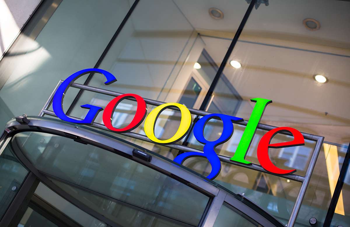 Google готовит релиз первого гибкого смартфона