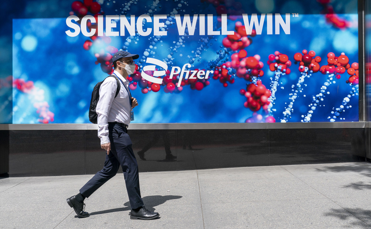 Pfizer планирует выйти из совместного предприятия с британской GSK