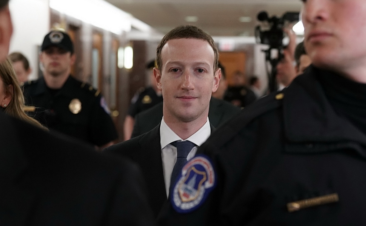 Власти США подали в суд на Facebook. Требуют продать Instagram и WhatsApp