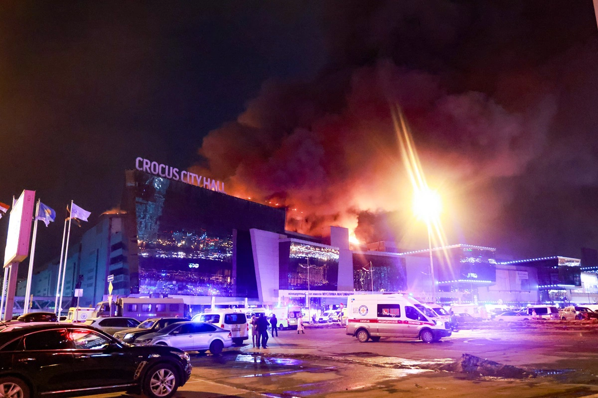 Индекс Мосбиржи отреагировал снижением на стрельбу в Crocus City Hall