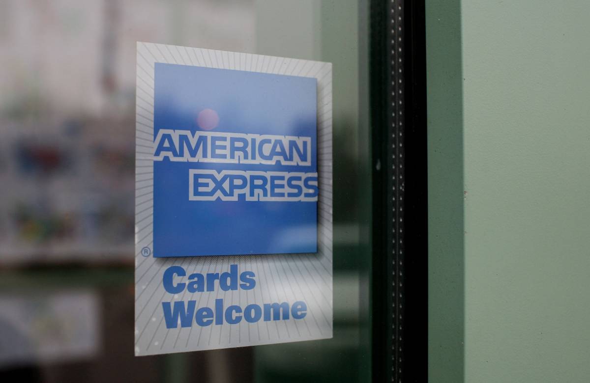 American Express представила свою первую дебетовую карту для бизнеса