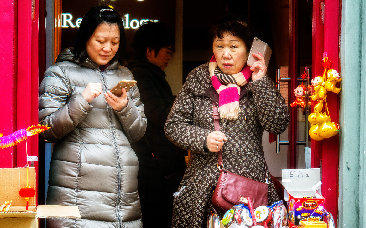 Котировки китайских телекомов упали после новости о делистинге в США