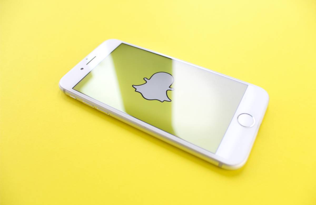 Акционер Snap требует возместить ущерб от недооцененного риска из-за iOS