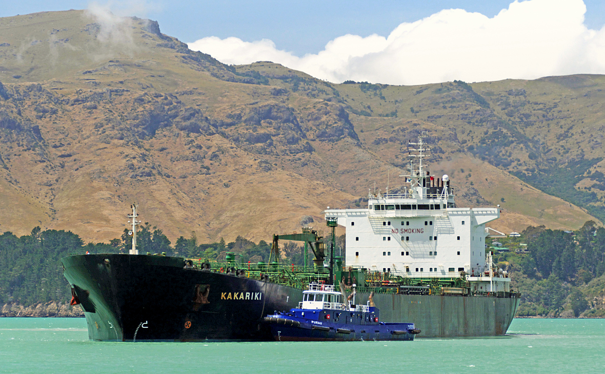 Похищения людей и захваты танкеров: как бизнес пиратов вредит нефтяникам