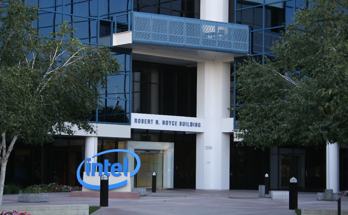 Intel заработала $5 млрд за квартал, но инвесторам мало. Акции подешевели