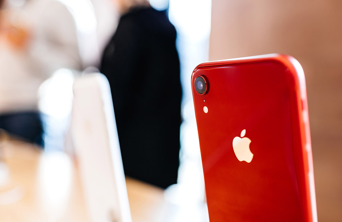 Apple сохранит производство iPhone на прежнем уровне в 2022 году