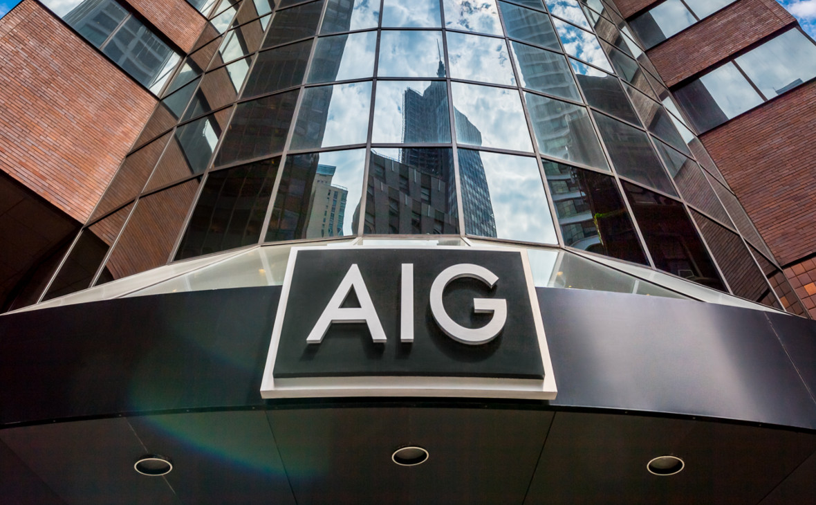 Страховщик AIG потерял деньги из-за тайфунов. Что делать с акциями?
