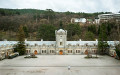 Старое здание основного комплекса винодельческого комбината «Массандра» в Крыму

