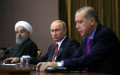 Владимир Путин, президент Ирана Хасан Рухани (слева) и президент Турции Реджеп Тайип Эрдоган (справа)
