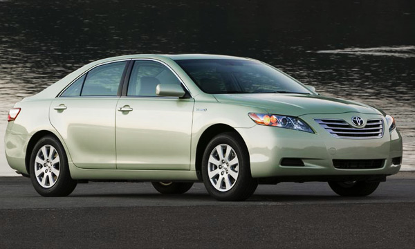 Toyota Camry привезли в Детройт