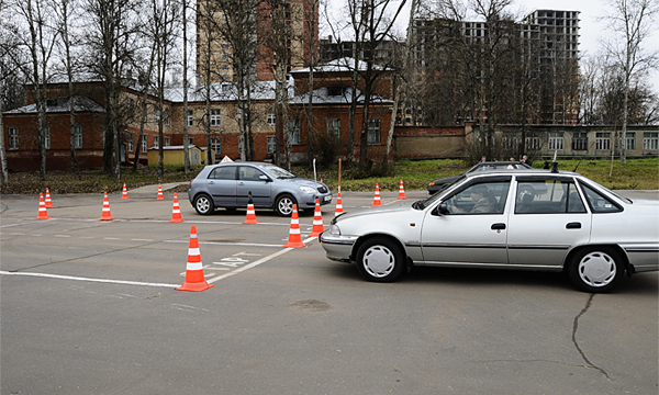 Автошкола за 46 тысяч: что еще ждет желающих получить права