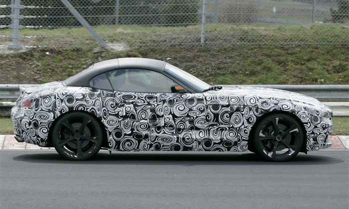 Новый BMW Z4 получит жесткую крышу