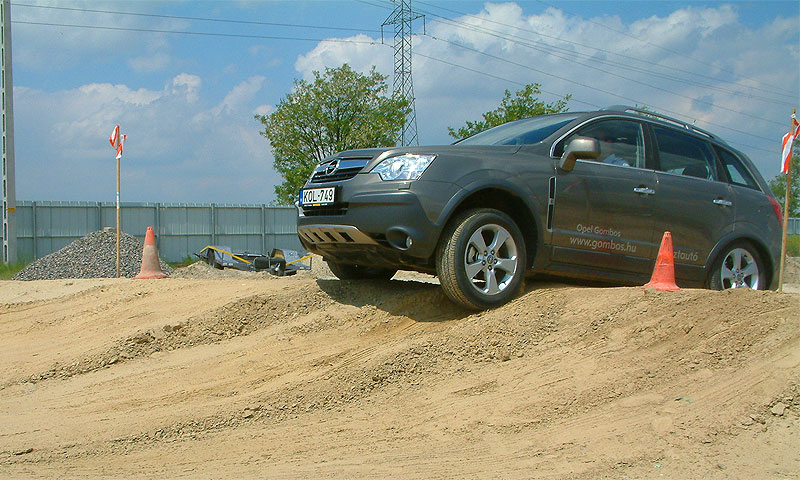 Opel Antara