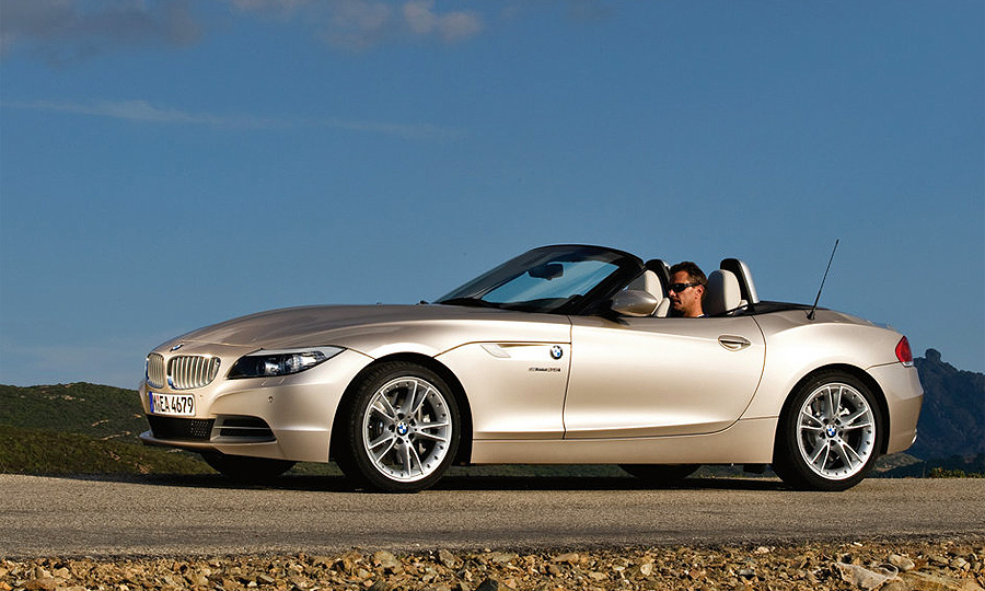 Новый BMW Z4 соединил вместе купе и родстер