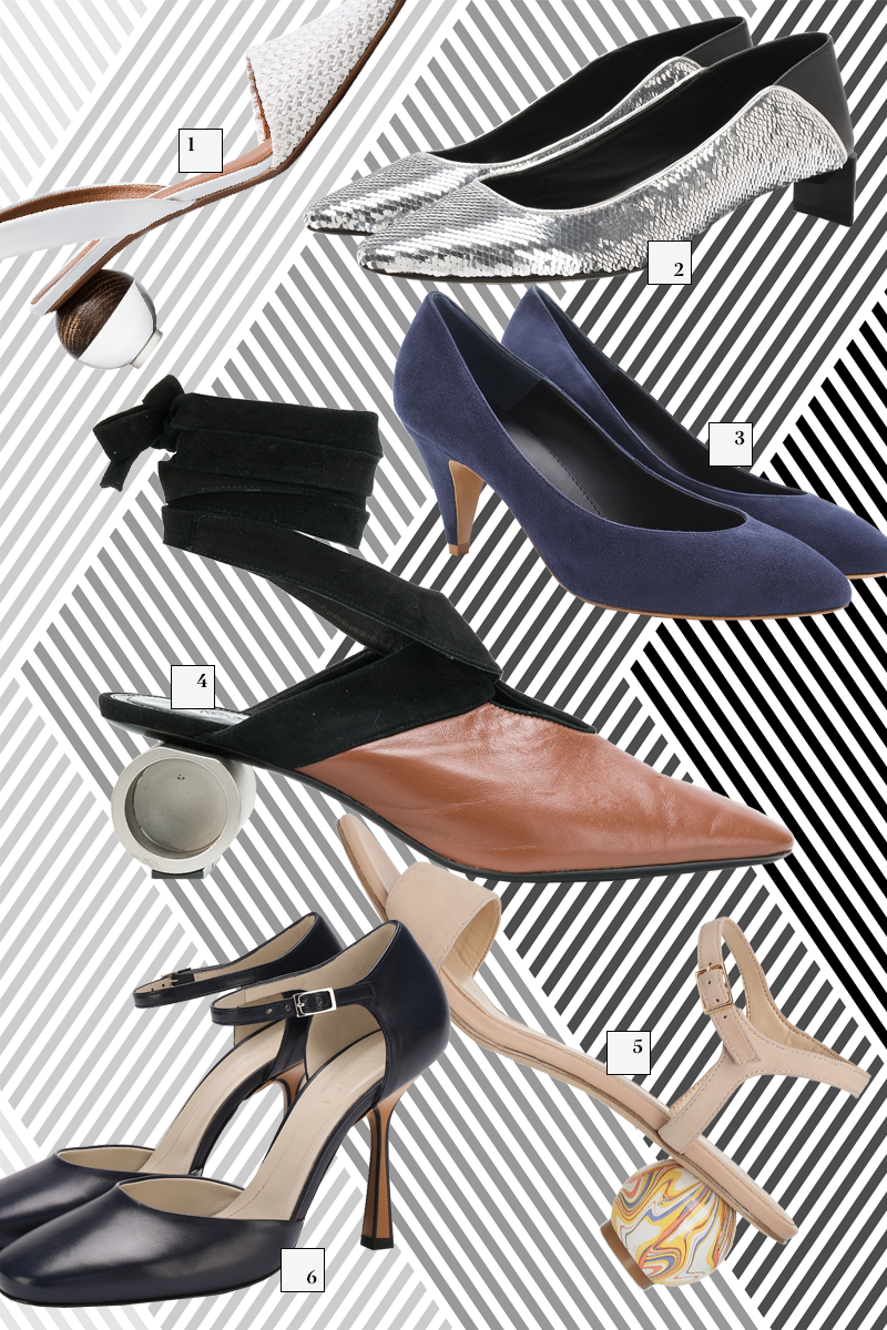 1. NEOUS (Matches Fashion) 35 146 руб.
2. Loewe (Цум) 43 200 руб.
3. Mansur Gavriel (Цум) 38 350 руб.
4. JW Anderson (Matches Fashion) 62 370 руб.
5. Katy Perry (Rendez-Vous) 7 690 руб.
6. Marni (Цум) 41 150 руб.
