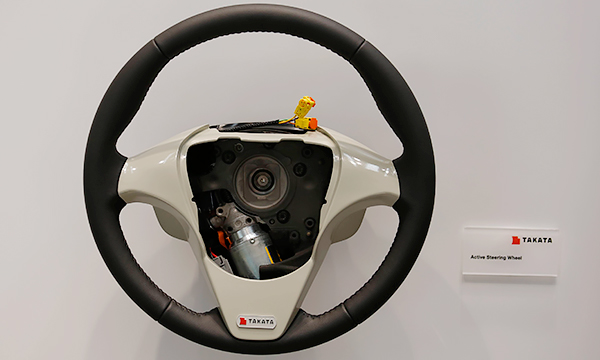 Компанию Takata обязали заменить подушки безопасности в 40 млн автомобилей
