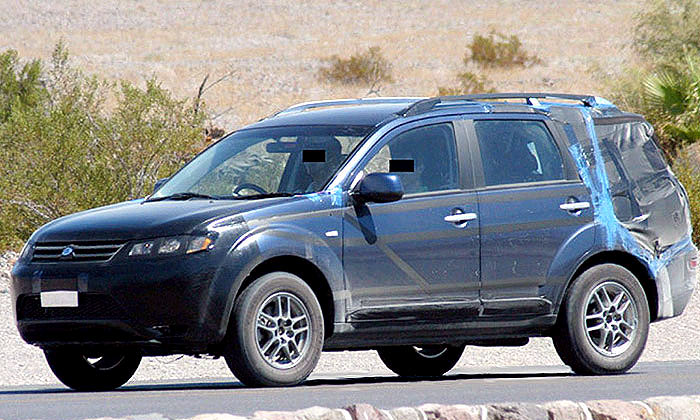 Mitsubishi Outlander тестируется в строгой секретности