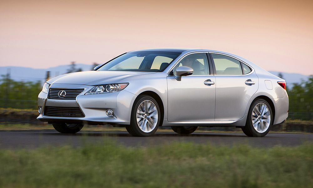 Управление комфортом. Тест-драйв нового Lexus ES