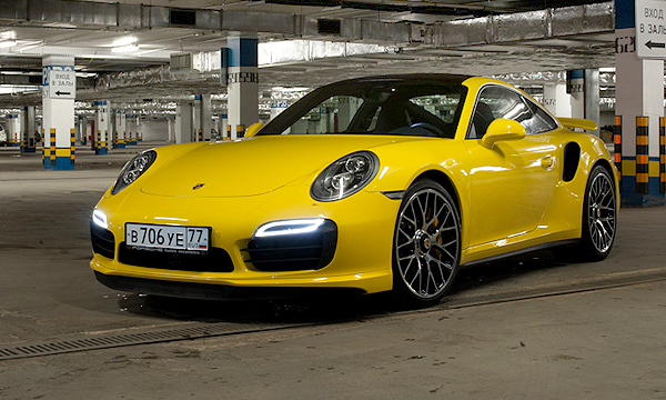 Работа на имидж. Тест-драйв Porsche 911