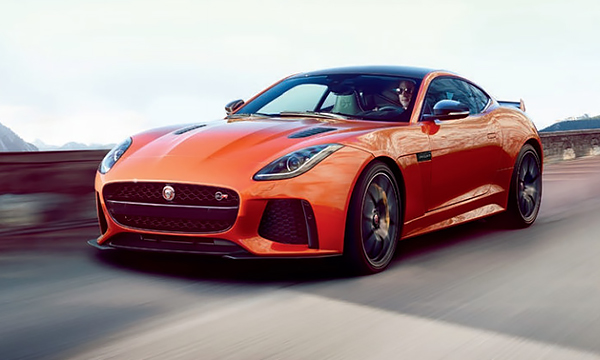 Jaguar F-Type SVR рассекретили до премьеры