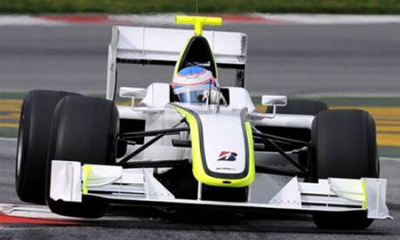 Brawn GP рассчитывает еще улучшить результаты