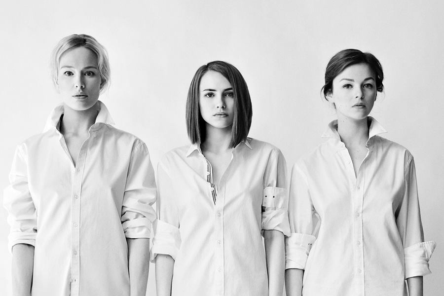 Актрисы спектакля «Девушки в любви»: Екатерина Маликова, Яна Енжаева и Марина Калецкая