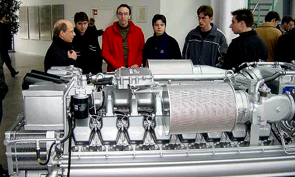 MTU производит дизельные двигатели для кораблей, танкеров и других тяжелых транспортных средств