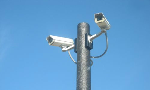 На улицах Москвы планируется установить видеокамеры, фиксирующие среднюю скорость движения автомобилей