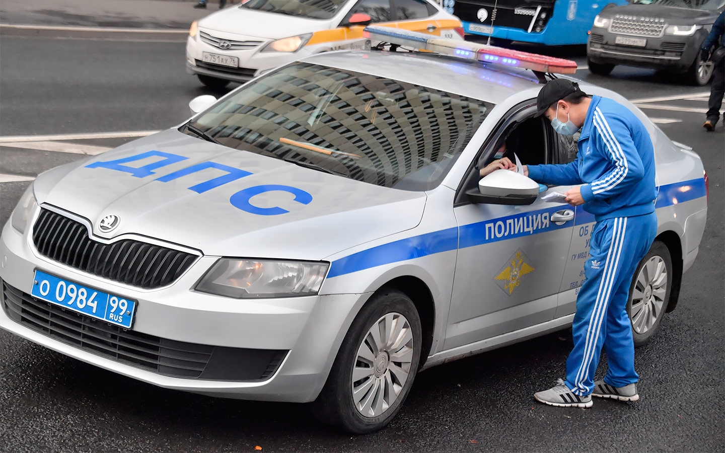 Как общаться с инспектором ГИБДД. 10 полезных советов :: Autonews