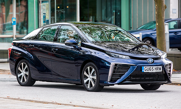 Очередь на водородную Toyota Mirai в Японии растянулась на три года