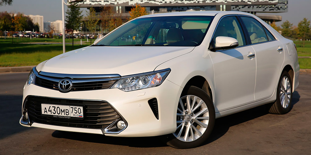 Жизнь после кофе. Тест-драйв Toyota Camry