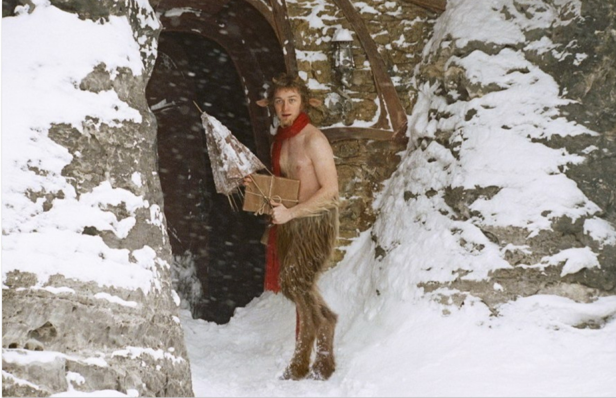 Фавн мистер тумнус. Хроники нарнии козел. Хроники нарнии козел. Макэвой мистер тумнус. Фавн мистер тумнус.