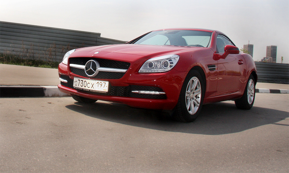 Ложка для роскошной бочки. Тест-драйв Mercedes-Benz SLK 250
