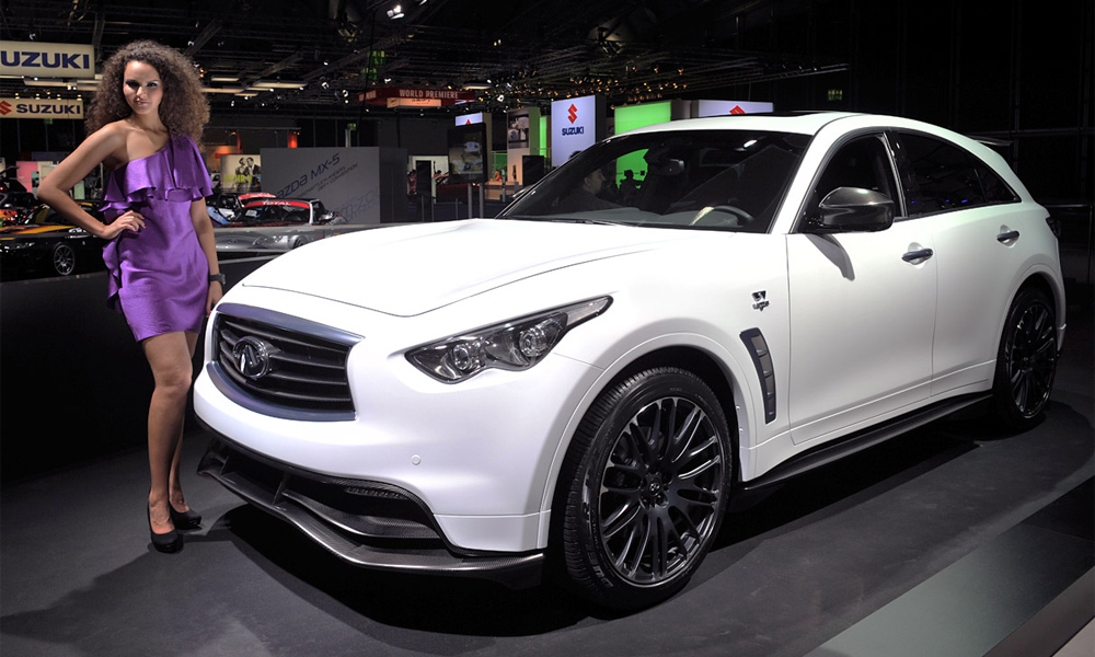 Infiniti FX Sebastian Vettel