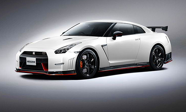 Nissan GT-R Nismo рассекретили в сети