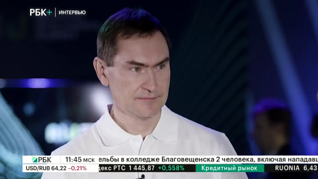 Ведяхин сбербанк. Ведяхин Александр Александрович жена. Ведяхин Александр Александрович Сбербанк биография. Александр Ведяхин Сбербанк семья. Ведяхин Александр Александрович Сбербанк жена.