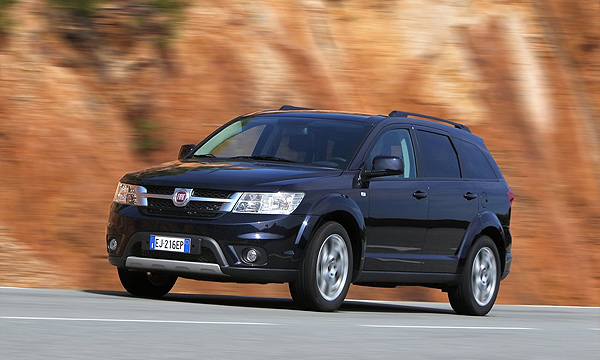 В России начались продажи Fiat Freemont