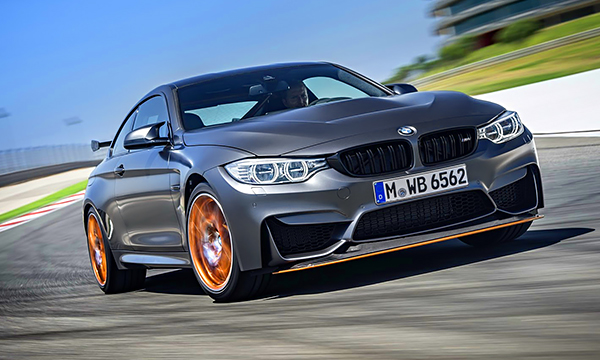 BMW назвала российские цены на самое быстрое купе